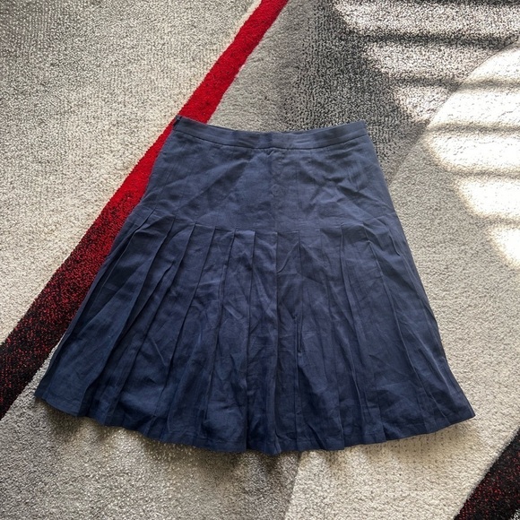 Burberry Navy Pleated Mini Academia Skirt - Picture 4 of 5